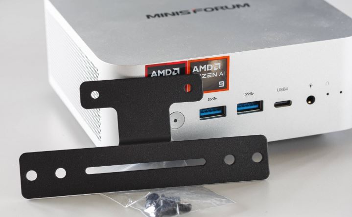 مینی‌کامپیوتر Minisforum AI X1؛ غول قدرتمند در ابعادی کوچک