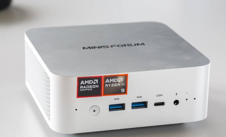 مینی‌کامپیوتر Minisforum AI X1؛ غول قدرتمند در ابعادی کوچک