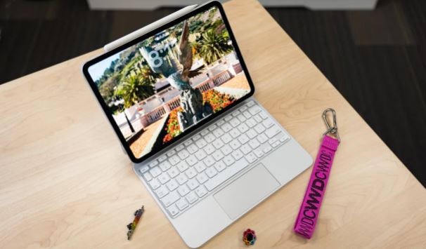 آیا آیپد پرو M4 با iPadOS 26 می‌تواند جایگزین مک‌بوک شما شود؟ بررسی قدرتمند و همه‌جانبه