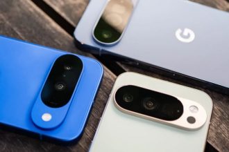 بررسی خانواده گوگل پیکسل ۱۰: تجربه‌ای متفاوت با هوش مصنوعی؛ جذاب یا خسته‌کننده