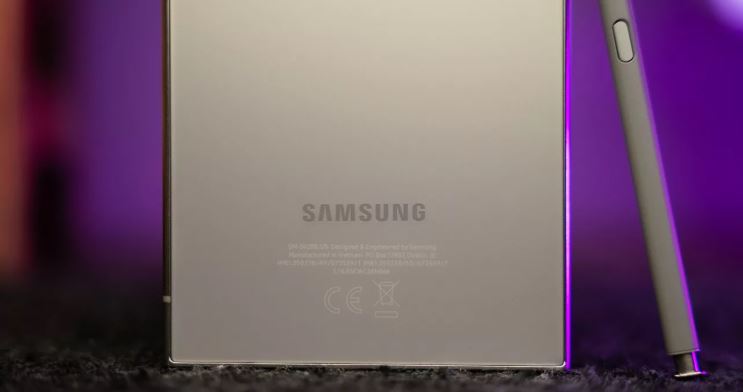 ایران ۱۰۰ تولیدکننده موبایل دارد، کره جنوبی فقط یک عدد؛ علت نگرانی چیست 14 ایران ۱۰۰ تولیدکننده موبایل دارد، کره جنوبی فقط یک عدد؛ علت نگرانی چیست