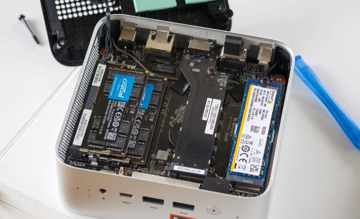 مینی‌کامپیوتر Minisforum AI X1؛ غول قدرتمند در ابعادی کوچک