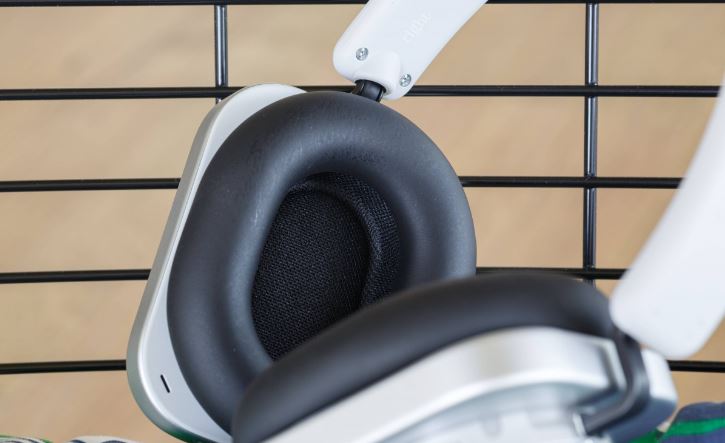 بررسی Nothing Headphone (1)؛ رقیبی تازهنفس برای بزرگان بازار 16 بررسی Nothing Headphone (1)؛ رقیبی تازهنفس برای بزرگان بازار