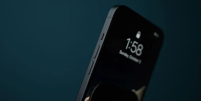 بررسی کامل آیفون 13 اپل؛ از طراحی تا عملکرد 15 بررسی کامل آیفون 13 اپل؛ از طراحی تا عملکرد