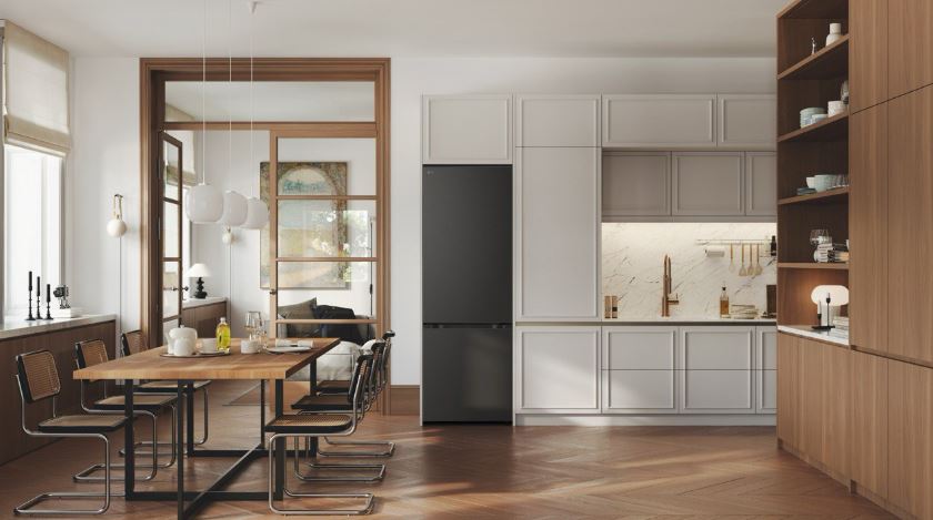 الجی در IFA 2025 از یخچالهای کممصرف و جمعوجور جدید رونمایی کرد 15 الجی در IFA 2025 از یخچالهای کممصرف و جمعوجور جدید رونمایی کرد