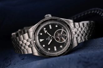 رونمایی YEMA از ساعت Superman Tourbillon CMM.31؛ شاهکاری مهندسی برای هر شرایط