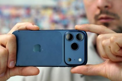 بررسی آیفون 17 پرو؛ بازگشت اپل با بدنه آلومینیومی و تغییرات چشمگیر 13 بررسی آیفون 17 پرو؛ بازگشت اپل با بدنه آلومینیومی و تغییرات چشمگیر