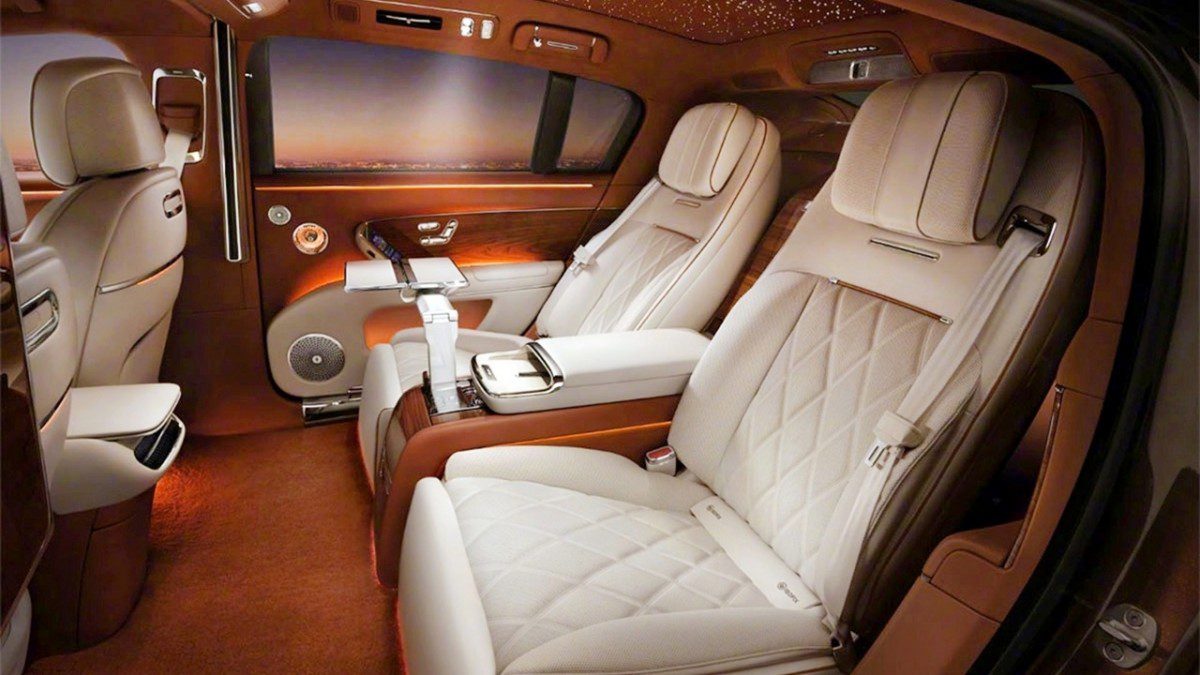 «سمفونی متحرک»؛ خودروی برقی لوکس چینی با تجربهای همسطح بهترین سالنهای کنسرت جهان 16 «سمفونی متحرک»؛ خودروی برقی لوکس چینی با تجربهای همسطح بهترین سالنهای کنسرت جهان