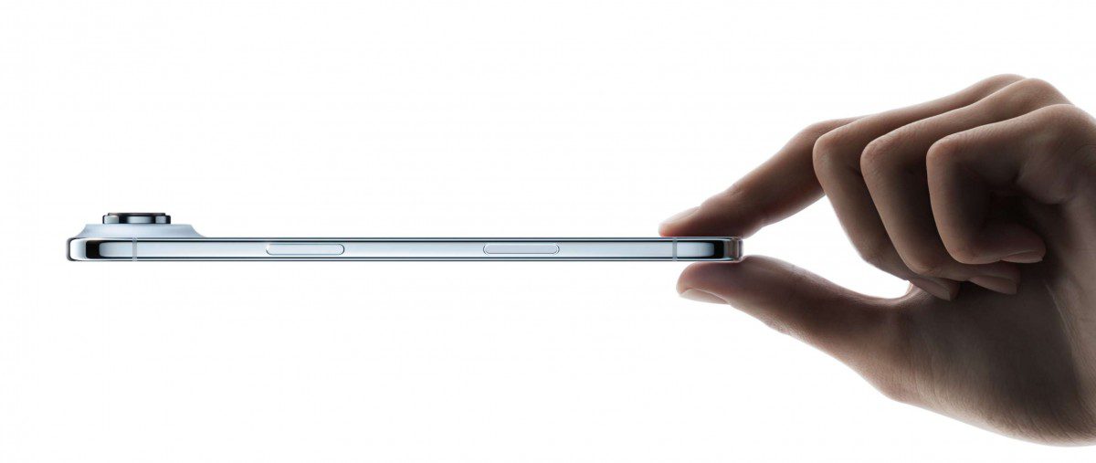 نگاهی نزدیک به آیفون ۱۷، آیفون ۱۷ پرو و آیفون ایر؛ آغاز فصل تازه اپل 21 نگاهی نزدیک به آیفون ۱۷، آیفون ۱۷ پرو و آیفون ایر؛ آغاز فصل تازه اپل