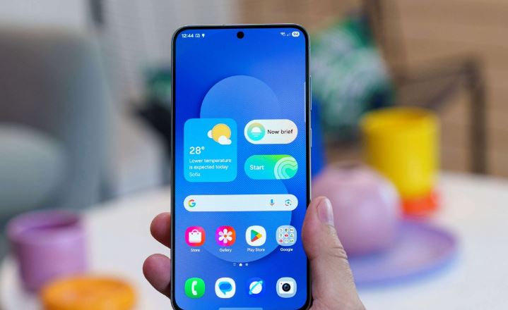 گلکسی S25 FE نزدیک است؛ موفقیت گذشته با ارتقای ویژگیهای کلیدی 14 گلکسی S25 FE نزدیک است؛ موفقیت گذشته با ارتقای ویژگیهای کلیدی