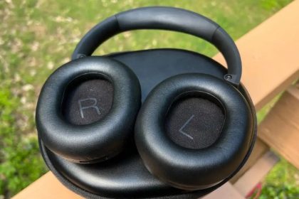 رازهای صدای استریو: چرا R و L روی هدفون اهمیت دارند 13 رازهای صدای استریو: چرا R و L روی هدفون اهمیت دارند