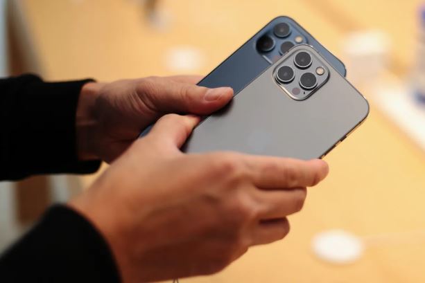 برنامه سهساله اپل برای تحول بزرگ آیفون 17 برنامه سهساله اپل برای تحول بزرگ آیفون