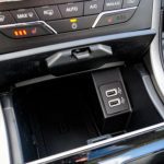 ۴ وسیله‌ای که هرگز نباید به پورت USB خودروی خود وصل کنید