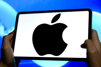 اپل تسلیم خواسته کاربران شد؛ قابلیت محبوب Slide Over با iPadOS 26.1 بازگشت