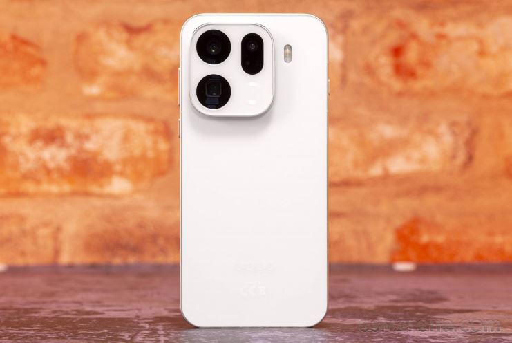 پردهبرداری زودهنگام از غول عکاسی: نگاهی انحصاری به مشخصات و نمونه عکسهای شگفتانگیز Oppo Find X9 Pro 15 پردهبرداری زودهنگام از غول عکاسی: نگاهی انحصاری به مشخصات و نمونه عکسهای شگفتانگیز Oppo Find X9 Pro