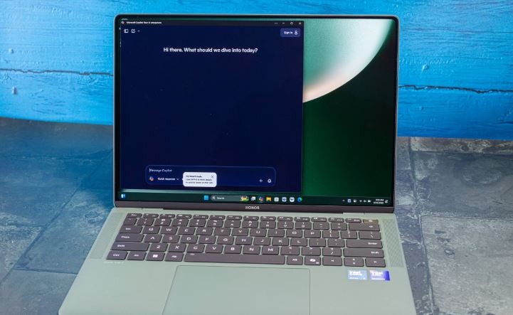 پادشاه جدید لپ‌تاپ‌های سبک؟ معرفی Honor MagicBook Art 14 2025 با پردازنده Core Ultra 7 255H