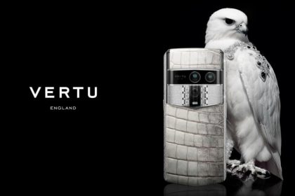 Vertu Agent Q رسماً معرفی شد؛ گوشی لوکس ۸۰ میلیونی با خرید محدود
