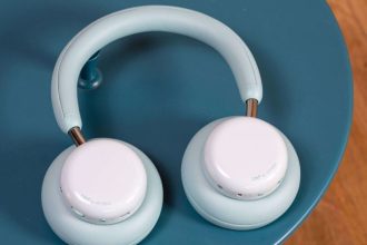 هدفون CMF Headphone Pro؛ شگفتی صوتی با قیمت ۸۰ یورو
