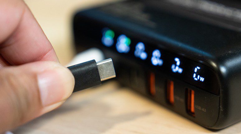 USB-C با قابلیت PD چیست و چه کاربردی دارد