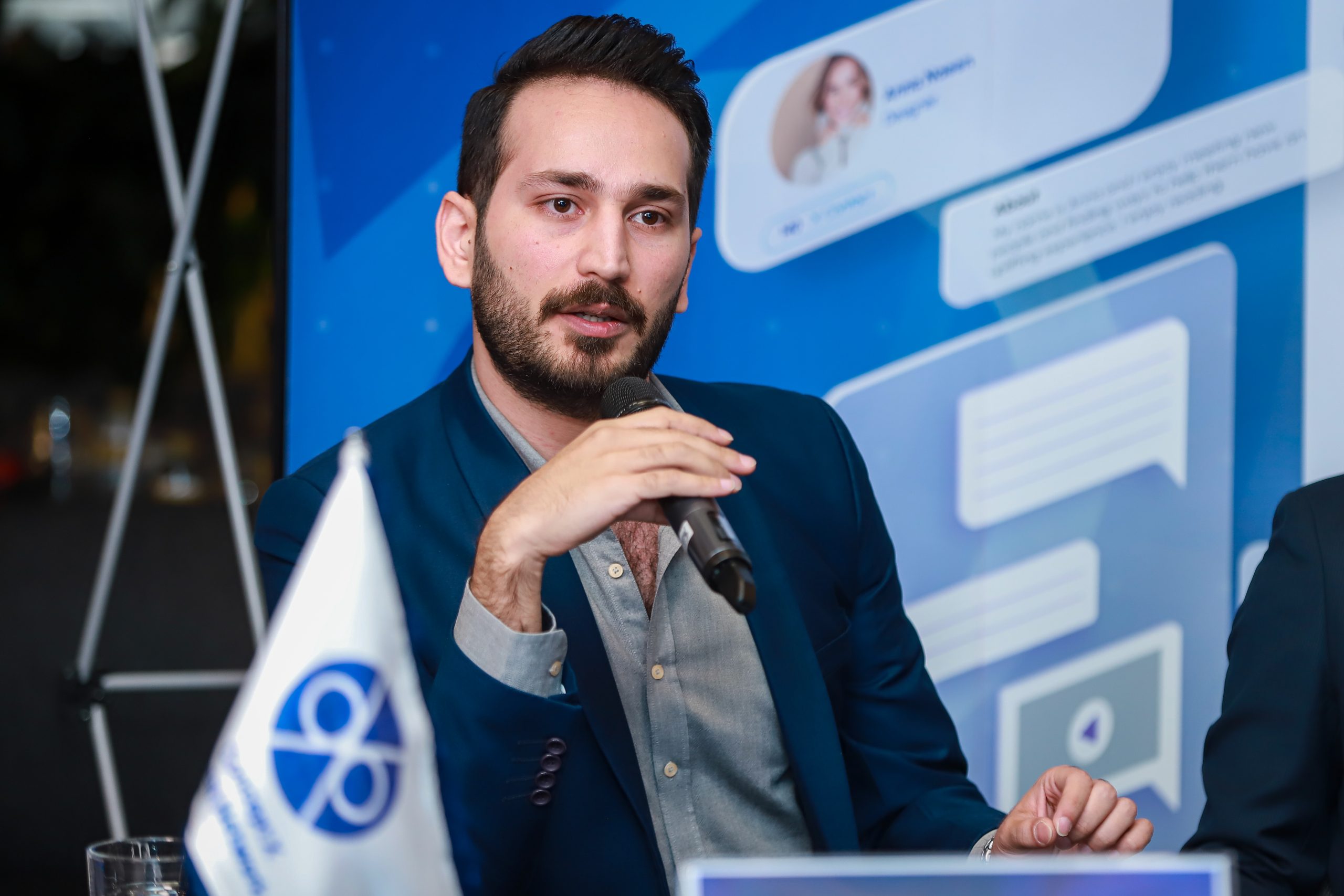 کانسپت اکس به صورت رسمی رونمایی شد 